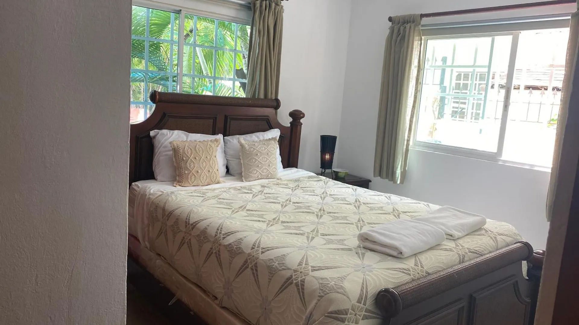 Homestay Hotel Las Rosas De Punta Cana