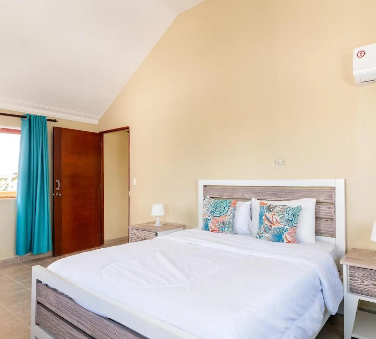Homestay Hotel Las Rosas De Punta Cana Dominican Republic