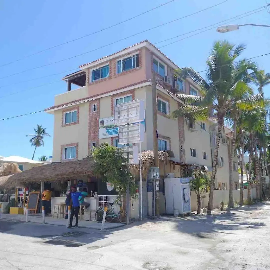 Hotel Las Rosas De Punta Cana contacts