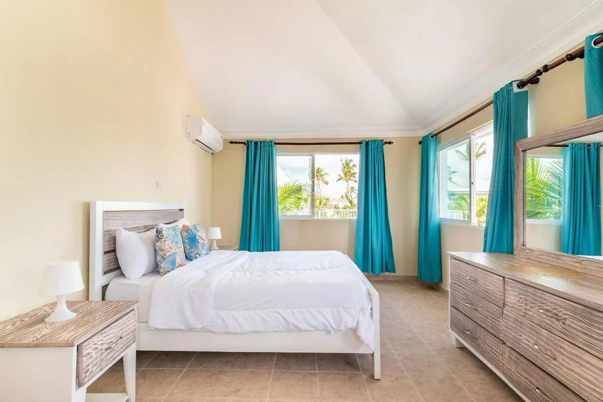 Hotel Las Rosas De Punta Cana