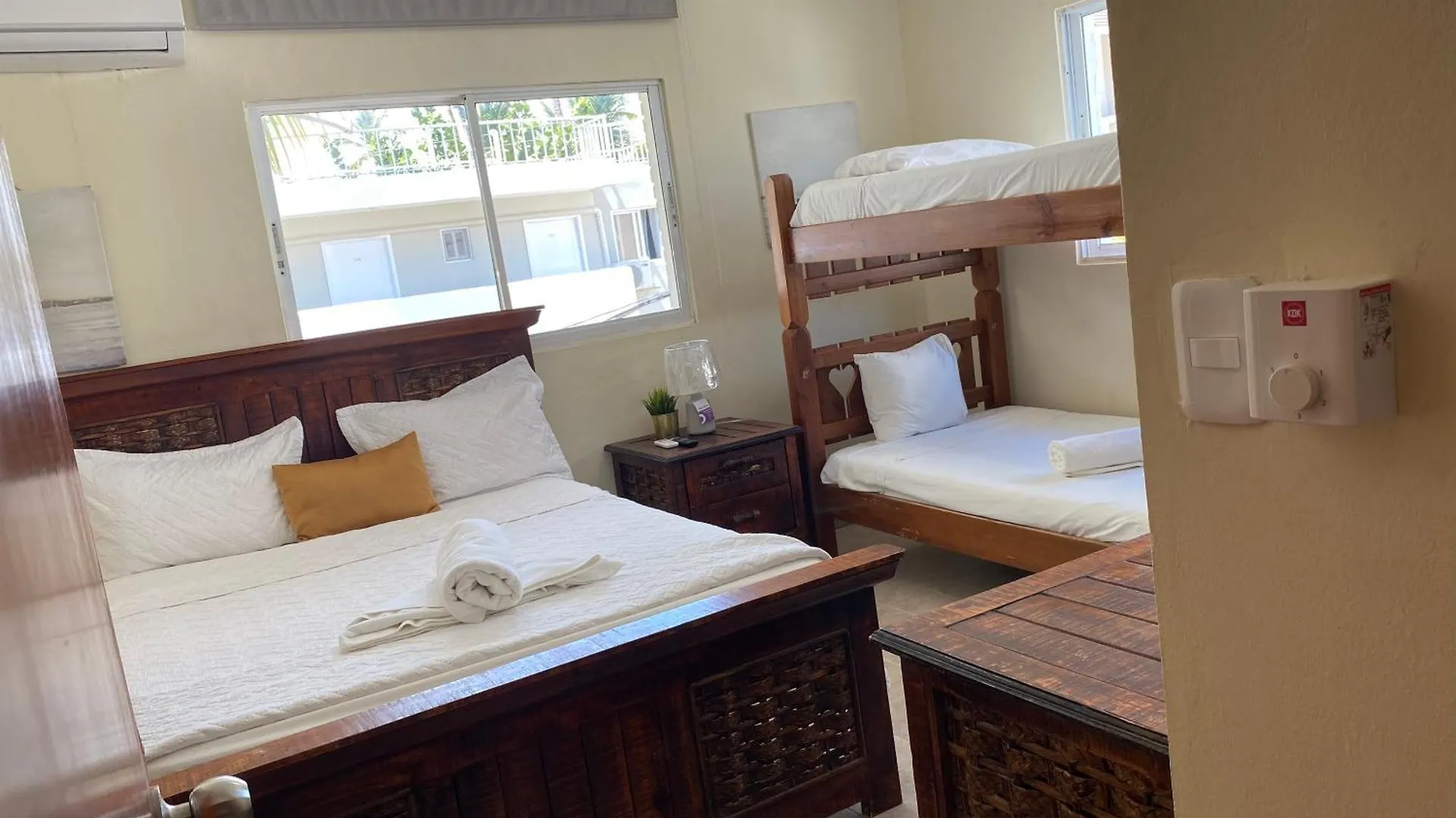 Hotel Las Rosas De Punta Cana Homestay